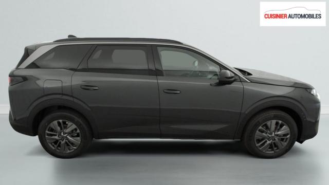 Peugeot 5008 image 1