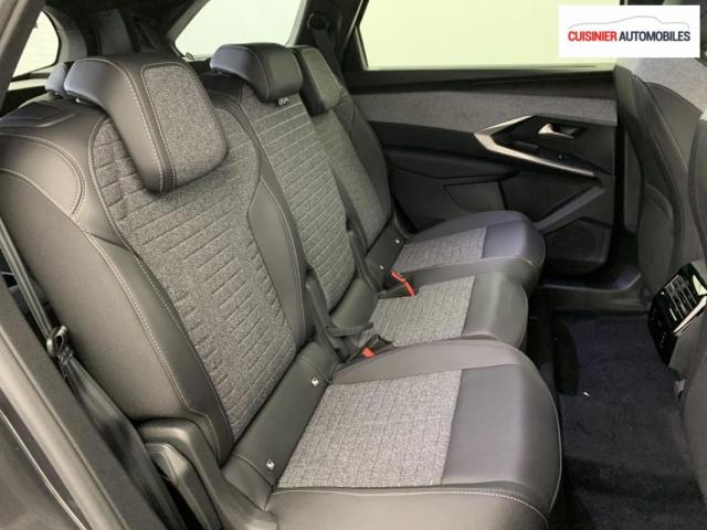 Peugeot 5008 image 9