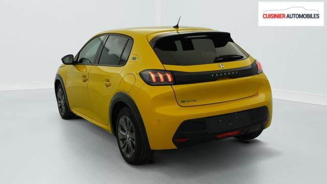 Peugeot 208 image 2