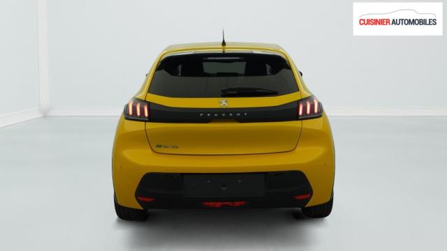 Peugeot 208 image 3