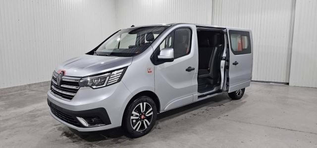 Renault Trafic image 8