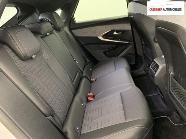 Peugeot 3008 image 3