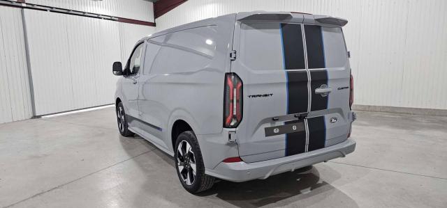 Ford Transit Custom image 1