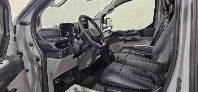 Ford Transit Custom image 4