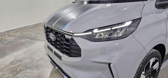 Ford Transit Custom image 7