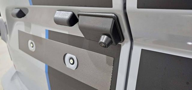 Ford Transit Custom image 2