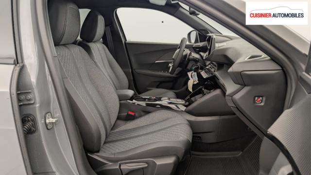 Peugeot 2008 image 9