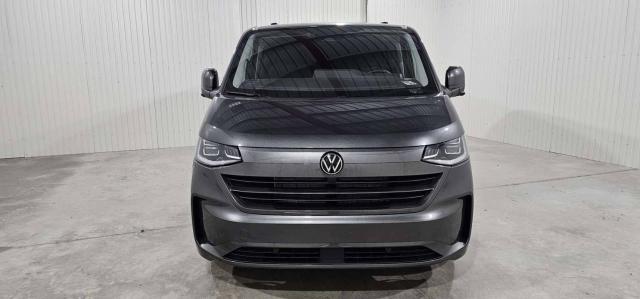Volkswagen Transporter image 8