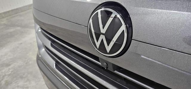 Volkswagen Transporter image 9