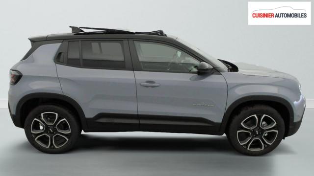 Jeep Avenger image 8