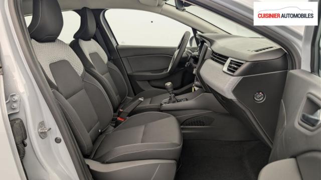 Renault Clio image 9