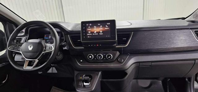 Renault Trafic image 8