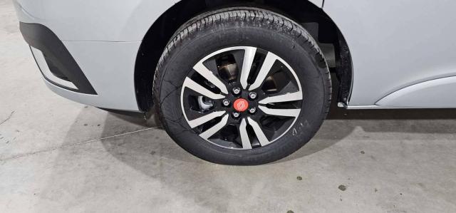 Renault Trafic image 9