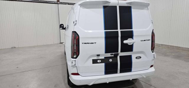 Ford Transit Custom image 2