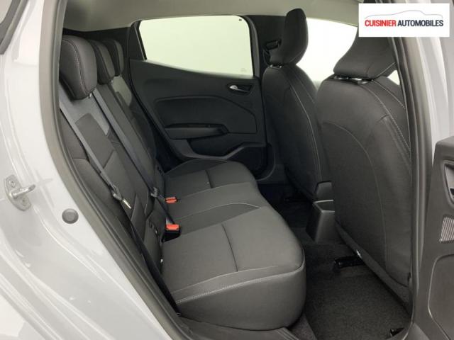 Renault Clio image 2