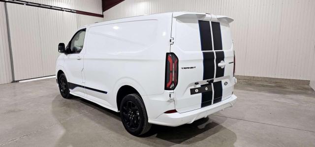 Ford Transit Custom image 8