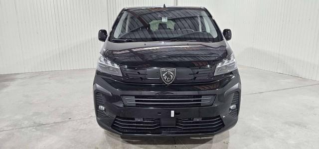 Peugeot Traveller image 1