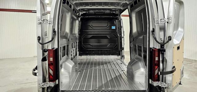 Renault Master image 3