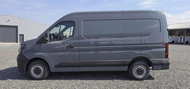 Renault Master image 9