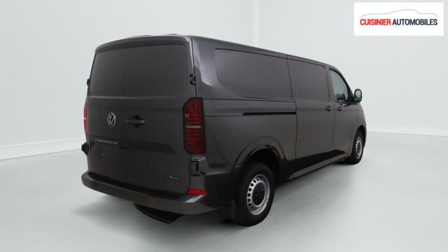 Volkswagen Transporter image 5