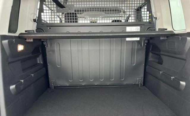 Peugeot Rifter image 9