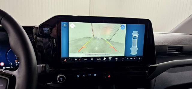 Ford Transit Custom image 9