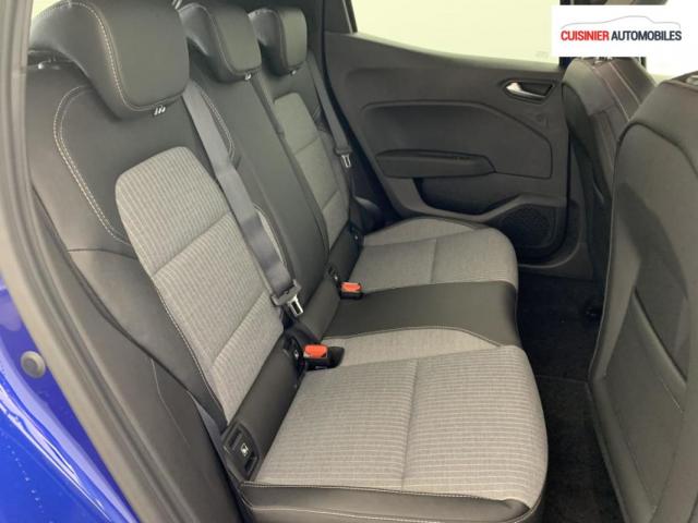 Renault Clio image 2