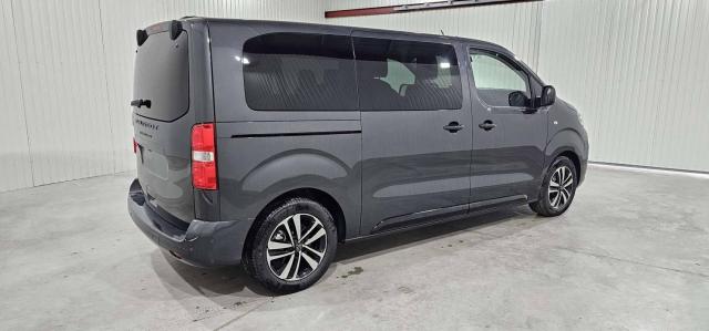 Peugeot Traveller image 2