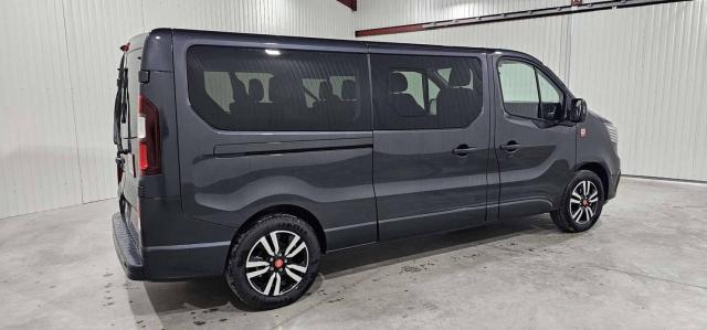 Renault Trafic image 2