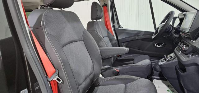 Renault Trafic image 1