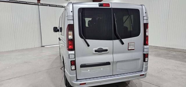 Renault Trafic image 4