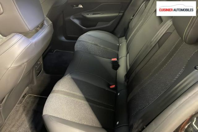 Peugeot 408 image 7