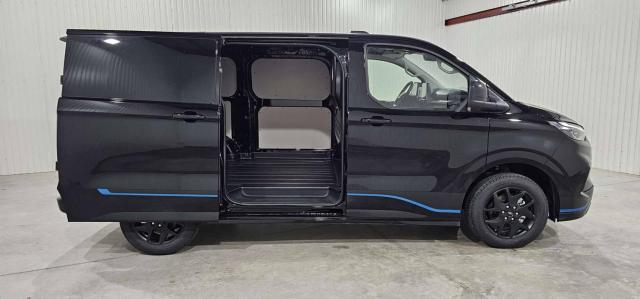 Ford Transit Custom image 7