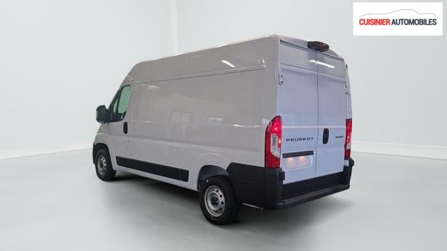 Peugeot Boxer image 1