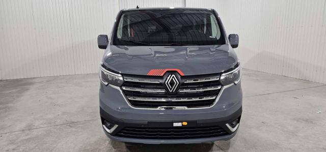 Renault Trafic image 9
