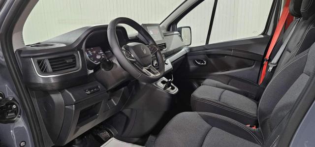 Renault Trafic image 6