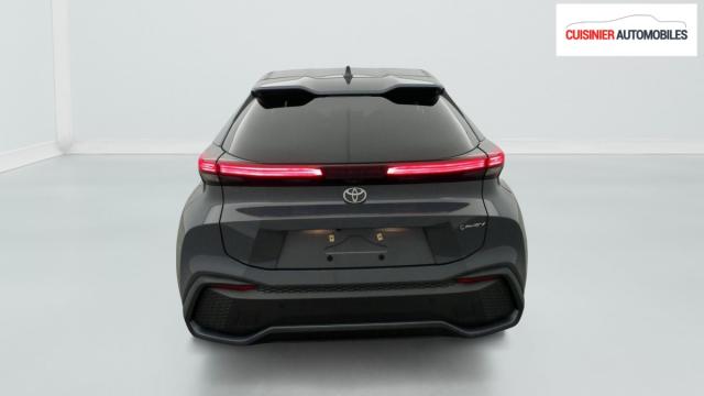 Toyota C-Hr image 2