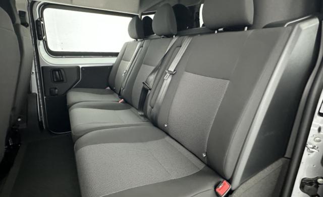 Peugeot Expert image 1