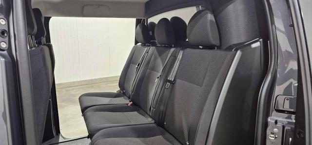 Peugeot Expert image 2