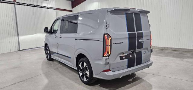 Ford Transit Custom image 6