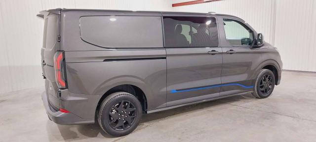 Ford Transit Custom image 8