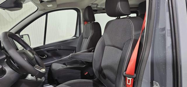 Renault Trafic image 7