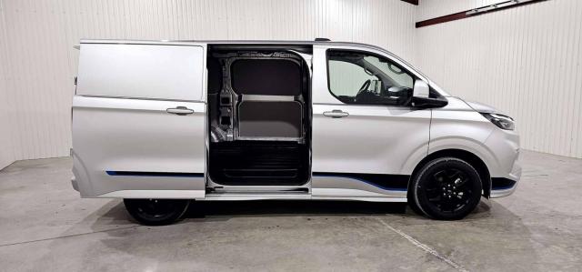 Ford Transit Custom image 1