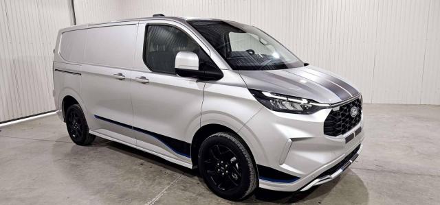 Ford Transit Custom image 3