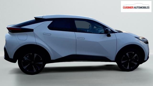 Toyota C-Hr image 7