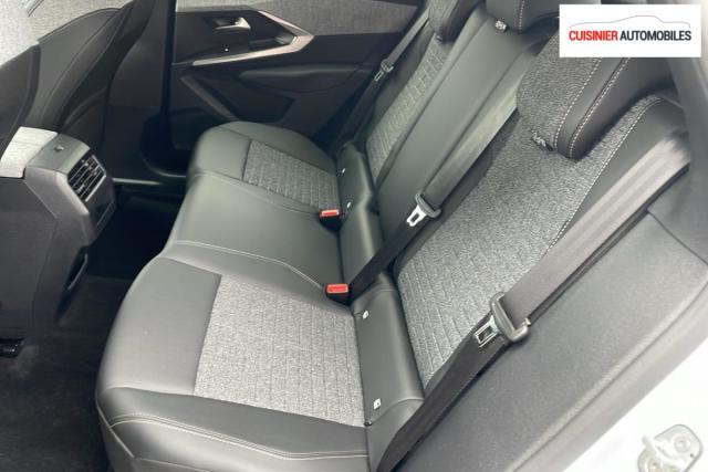 Peugeot 3008 image 6