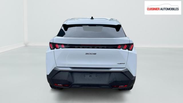 Peugeot 3008 image 2