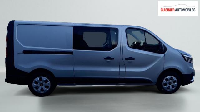 Renault Trafic image 9