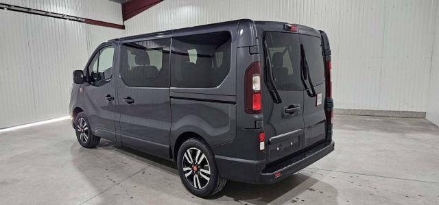 Renault Trafic image 9