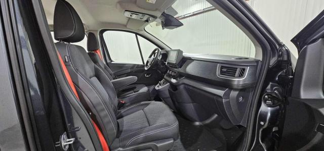 Renault Trafic image 7